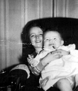 C431- Ruth and Ann Bennett